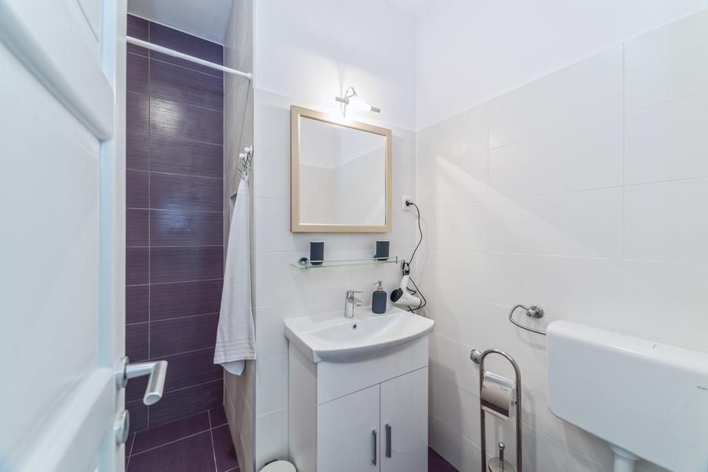 Lanterna Rooms & Apartment Задар Экстерьер фото
